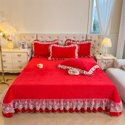 91家纺网 家纺一手货源 找家纺 （总）宜凡家纺 2024新款A类牛奶绒剪花绒床盖三件套