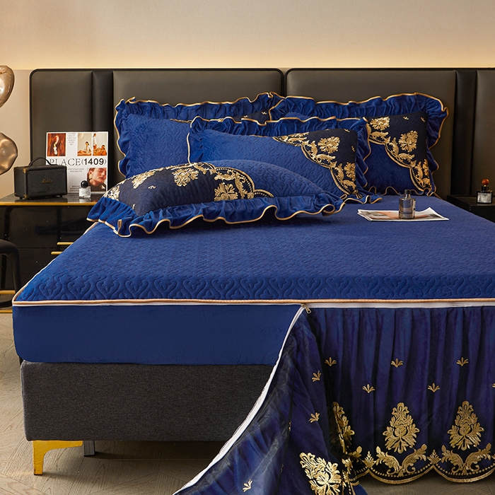 91家纺网 家纺一手货源 找家纺 罗艺轩 2024新款高克重水晶绒夹棉床裙三件套-欧典风尚 欧典风尚-宝石蓝