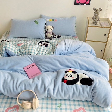 91家纺网 家纺一手货源 找家纺 （总）乐童家纺 2024新款高克重牛奶绒小清新印＋绣系列四件套