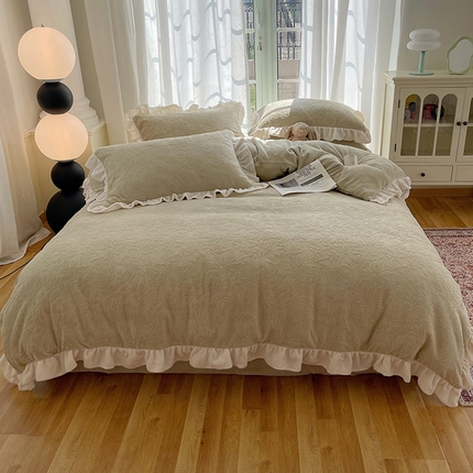 91家纺网 家纺一手货源 找家纺 （总）艾咪-Amy ntmy 花边款加厚雕花牛奶绒四件套