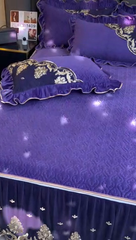 91家纺网 家纺一手货源 找家纺 罗艺轩 2024新款高克重水晶绒夹棉床裙三件套-欧典风尚 欧典风尚-魅力紫