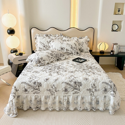 91家纺网 家纺一手货源 找家纺 （总）宜凡家纺 2024新款牛奶绒印花夹棉花边床盖三件套