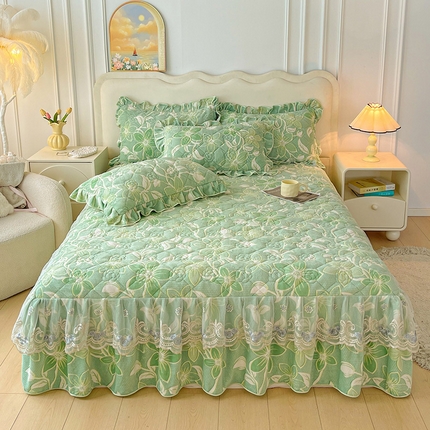 宜凡家纺 2024新款牛奶绒印花夹棉花边床裙三件套 晨园幽香