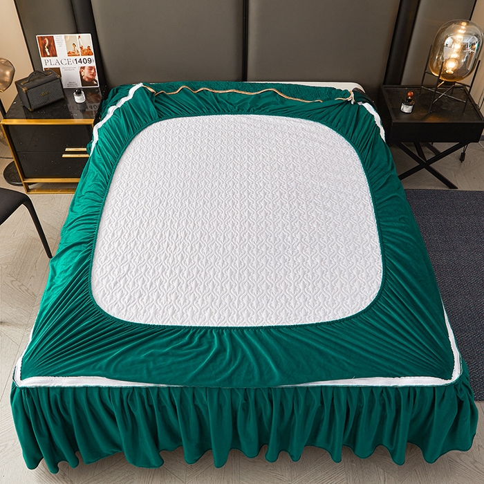 91家纺网 家纺一手货源 找家纺 罗艺轩 2024新款高克重水晶绒夹棉床裙三件套-欧典风尚 欧典风尚-黛绿色