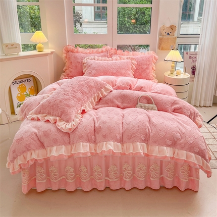 91家纺网 家纺一手货源 找家纺 （总）宜凡家纺 2024新款A类牛奶绒剪花绒床裙四件套