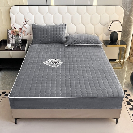 91家纺网 家纺一手货源 找家纺 （总）栩裕纺织 2025新款纯色系列牛奶绒夹棉床笠