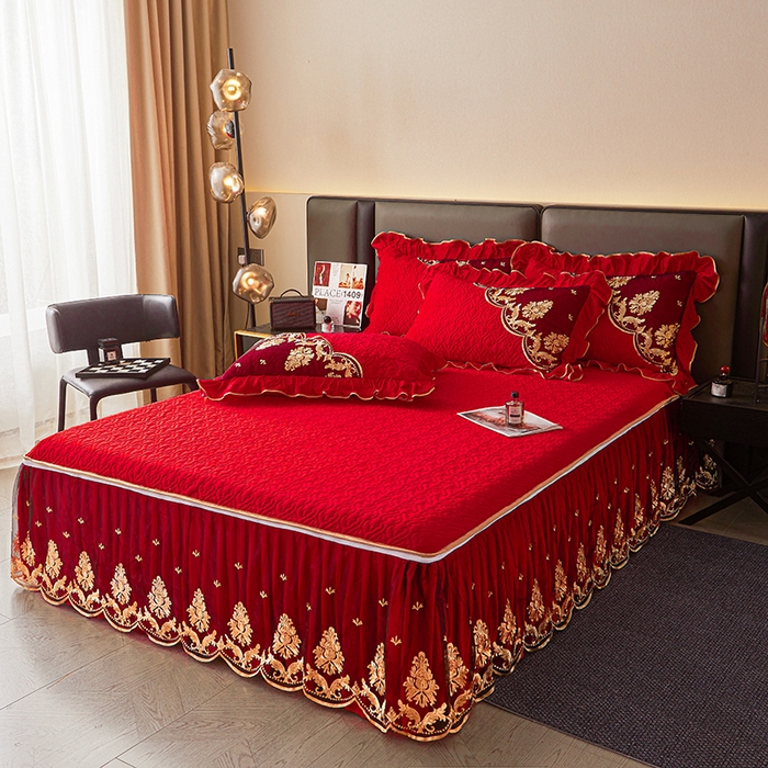 91家纺网 家纺一手货源 找家纺 罗艺轩 2024新款高克重水晶绒夹棉床裙三件套-欧典风尚 欧典风尚-喜庆红