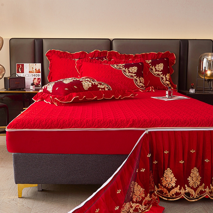 91家纺网 家纺一手货源 找家纺 罗艺轩 2024新款高克重水晶绒夹棉床裙四件套-欧典风尚 欧典风尚-喜庆红