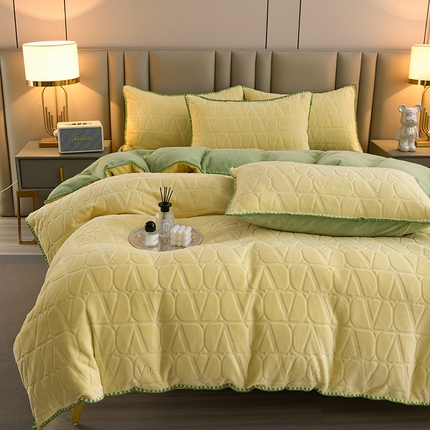 91家纺网 家纺一手货源 找家纺 （总）菡宝 2024新款贝壳边无印风230g雕花绒单被套