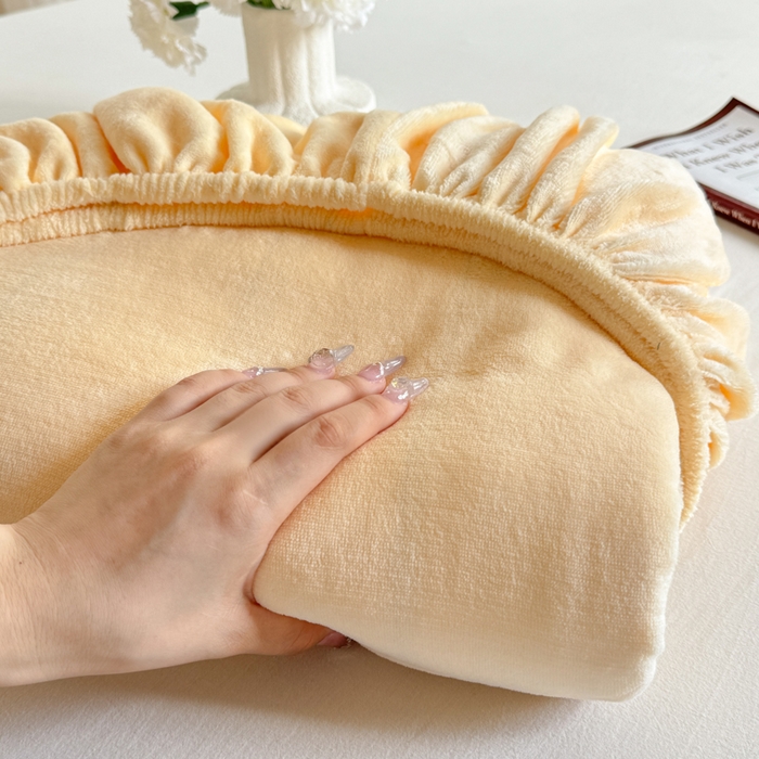 91家纺网 家纺一手货源 找家纺 简宜家居（朝初家纺） 2025新款200克牛奶绒A版床笠 淡雅黄