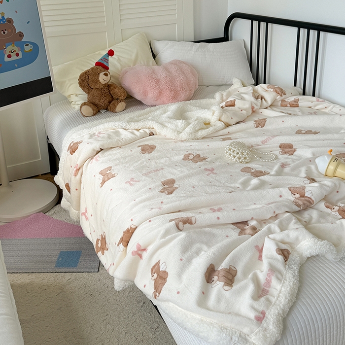 91家纺网 家纺一手货源 找家纺 吉象家纺 2024新款高克重牛奶绒羊羔绒印花毛毯 幸运熊