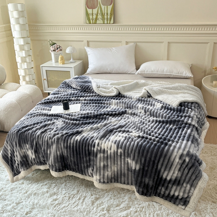 91家纺网 家纺一手货源 找家纺 璐维斯家纺 2025款双层加厚毛毯羊羔绒牛奶绒保暖毯子盖毯午睡法莱绒多功能毯子跨境外贸直播电商专供礼品绒毯 绅士灰