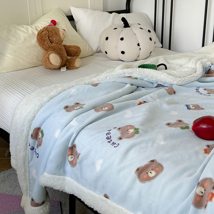 91家纺网 家纺一手货源 找家纺 吉象家纺 2024新款高克重牛奶绒羊羔绒印花毛毯 领带熊