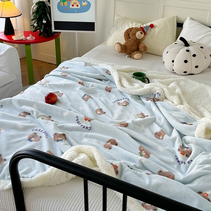 91家纺网 家纺一手货源 找家纺 吉象家纺 2024新款高克重牛奶绒羊羔绒印花毛毯 领带熊