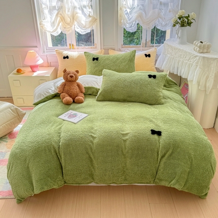 91家纺网 家纺一手货源 找家纺 锦禾穗 2024新款泰迪绒牛奶绒四件套 绿色