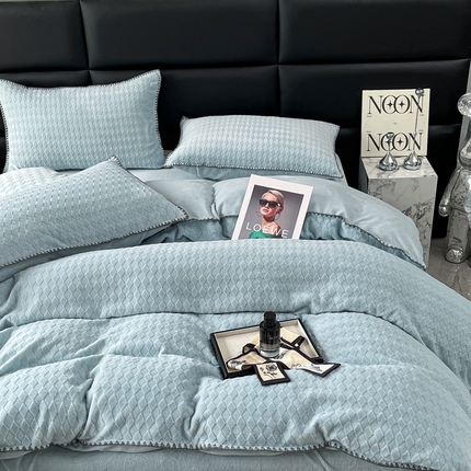 菡宝 2024新款贝壳边无印风230g雕花绒单被套 菱形格-雾兰