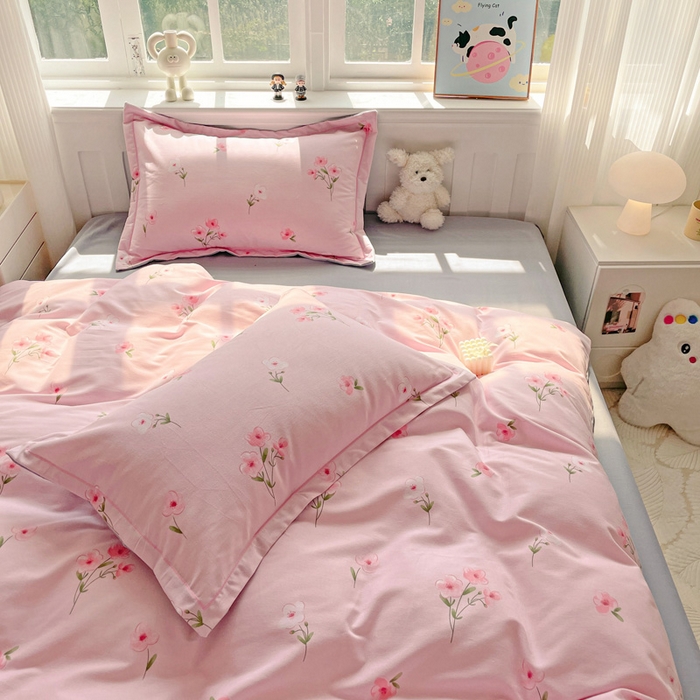 91家纺网 家纺一手货源 找家纺 暖芯优选 2025新款直播爆款加厚全棉磨毛四件套喷气印花纯棉（一字绣工艺款）学生三件套10月上新 晚风吟