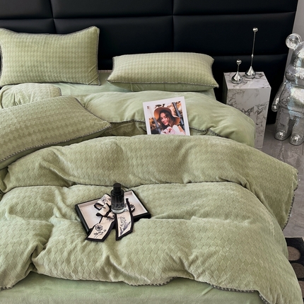 菡宝 2024新款贝壳边无印风230g雕花绒单被套 菱形格-香草绿