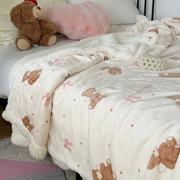 91家纺网 家纺一手货源 找家纺 吉象家纺 2024新款高克重牛奶绒羊羔绒印花毛毯 幸运熊