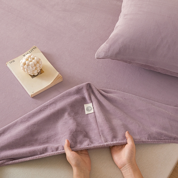 91家纺网 家纺一手货源 找家纺 鑫钰 2024秋冬新款加厚牛奶绒防水床笠 紫色