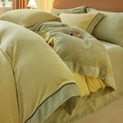 万盛家纺 2025新款牛奶绒拼色宽边四件套 浅茶绿-抹茶绿