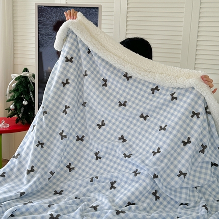 吉象家纺 2024新款高克重牛奶绒羊羔绒印花毛毯 蝴蝶结