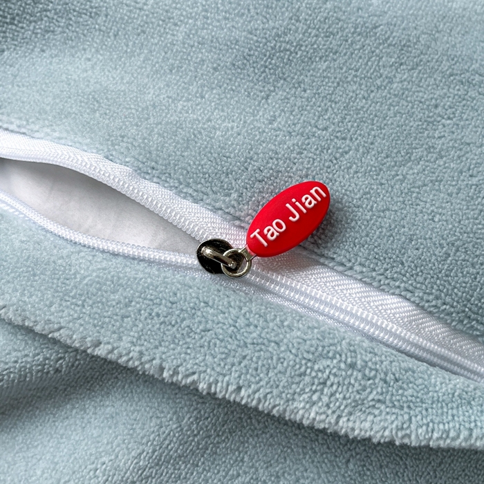 91家纺网 家纺一手货源 找家纺 菡宝 2024新款贝壳边无印风230g雕花绒床单四件套 菱形格-雾兰