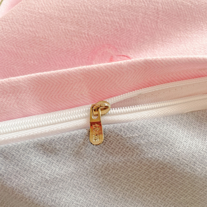 91家纺网 家纺一手货源 找家纺 暖芯优选 2025新款直播爆款加厚全棉磨毛四件套喷气印花纯棉（一字绣工艺款）学生三件套10月上新 晚风吟