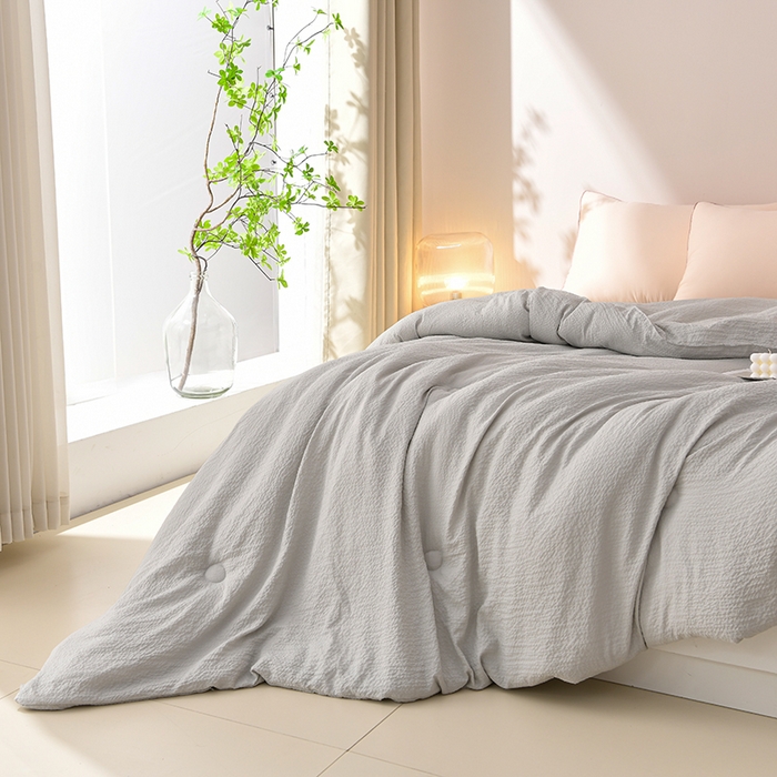 91家纺网 家纺一手货源 找家纺 富威堡家纺 2025新款A类泡泡纱新疆棉花被 浅云灰