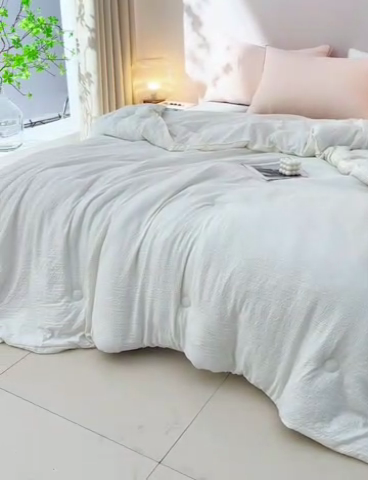 91家纺网 家纺一手货源 找家纺 （总）富威堡家纺 2025新款A类泡泡纱新疆棉花被