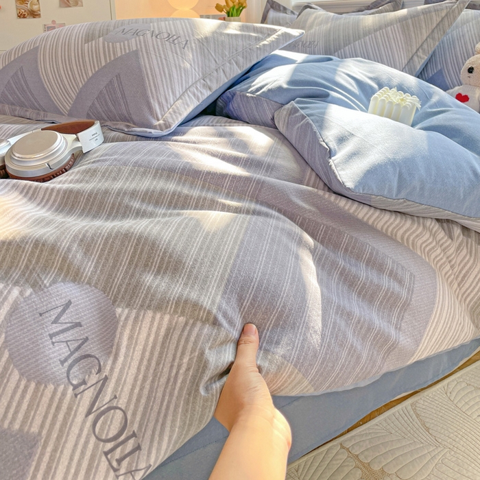 91家纺网 家纺一手货源 找家纺 暖芯优选 2025新款直播爆款加厚全棉磨毛四件套喷气印花纯棉（一字绣工艺款）学生三件套10月上新 费洛斯