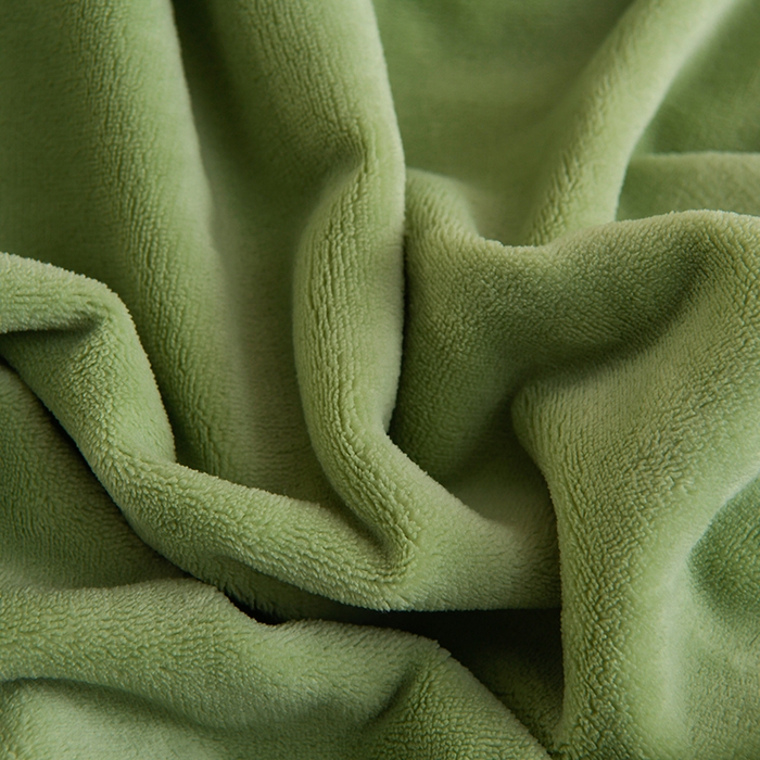 91家纺网 家纺一手货源 找家纺 菡宝 2024新款贝壳边无印风230g雕花绒单被套 华威-鹅黄