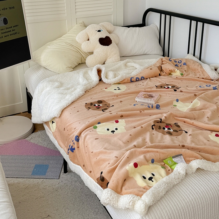 91家纺网 家纺一手货源 找家纺 吉象家纺 2024新款高克重牛奶绒羊羔绒印花毛毯 曲奇饼干