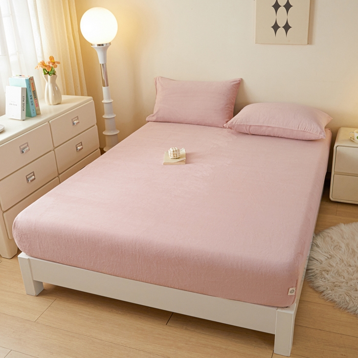 91家纺网 家纺一手货源 找家纺 （总）鑫钰 2024秋冬新款加厚牛奶绒简约纯色床笠