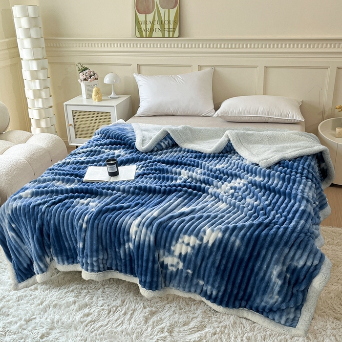 91家纺网 家纺一手货源 找家纺 璐维斯家纺 2025款双层加厚毛毯羊羔绒牛奶绒保暖毯子盖毯午睡法莱绒多功能毯子跨境外贸直播电商专供礼品绒毯 天空蓝