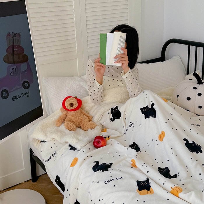 91家纺网 家纺一手货源 找家纺 吉象家纺 2024新款高克重牛奶绒羊羔绒印花毛毯 南瓜猫