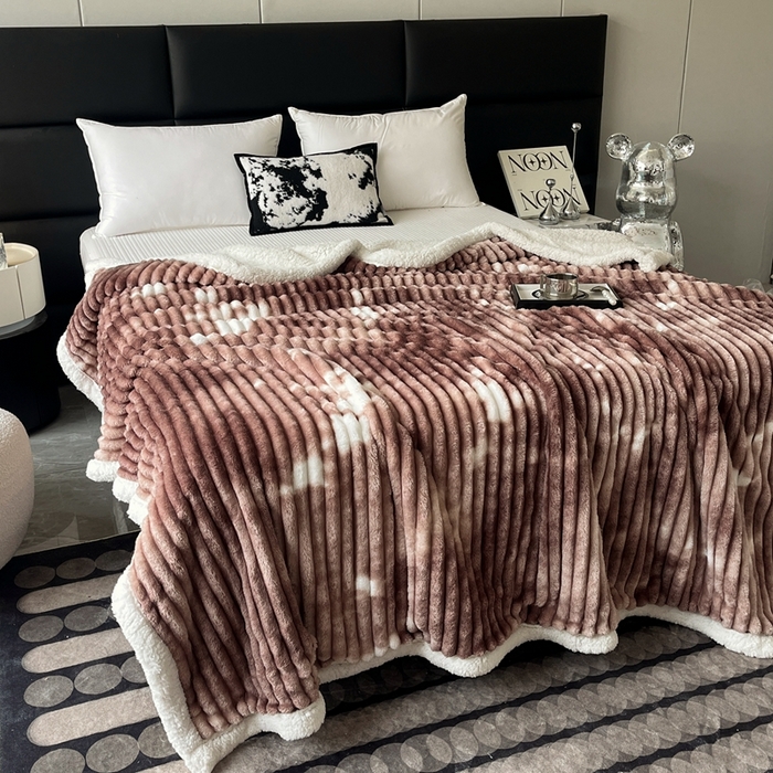 91家纺网 家纺一手货源 找家纺 璐维斯家纺 2025款双层加厚毛毯羊羔绒牛奶绒保暖毯子盖毯午睡法莱绒多功能毯子跨境外贸直播电商专供礼品绒毯 清新绿