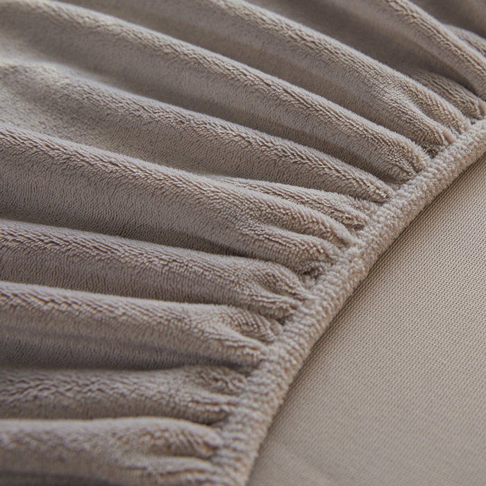 91家纺网 家纺一手货源 找家纺 鑫钰 2024秋冬新款加厚牛奶绒简约纯色床笠 紫灰