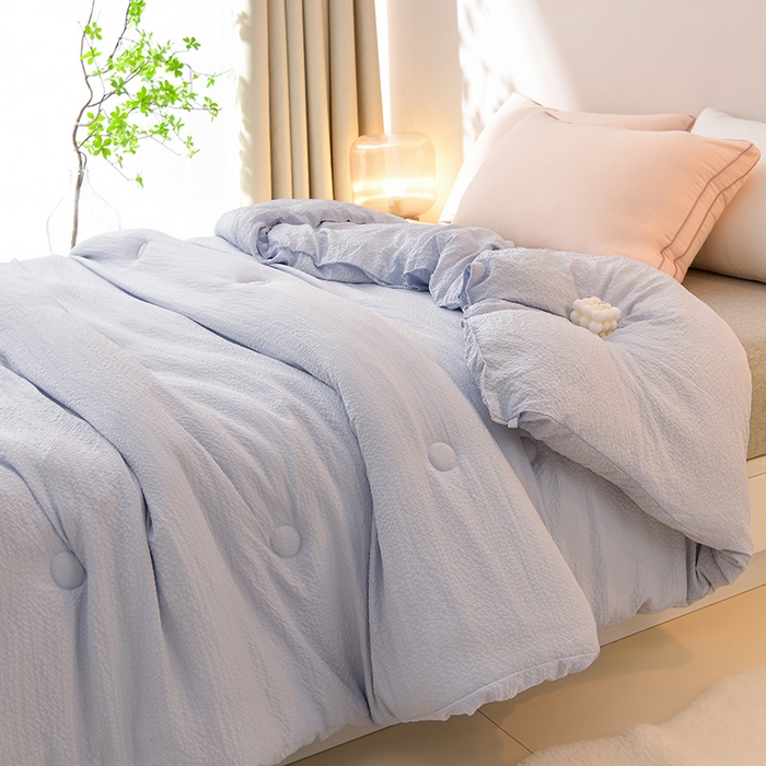 91家纺网 家纺一手货源 找家纺 富威堡家纺 2025新款A类泡泡纱新疆棉花被 淡银