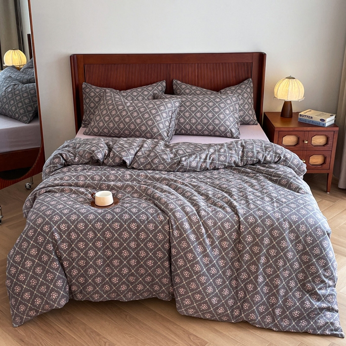 91家纺网 家纺一手货源 找家纺 一比一家纺 2025新款全棉母婴级抗菌有氧全棉双层纱亲肤全棉小清新印花三件套四件套 花郁悠然