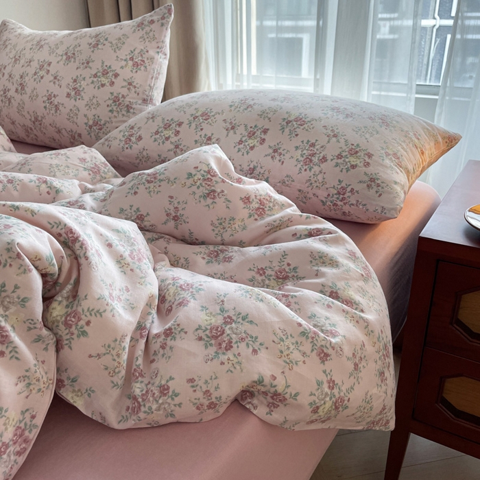 91家纺网 家纺一手货源 找家纺 一比一家纺 2025新款全棉母婴级抗菌有氧全棉双层纱亲肤全棉小清新印花三件套四件套 丽莎