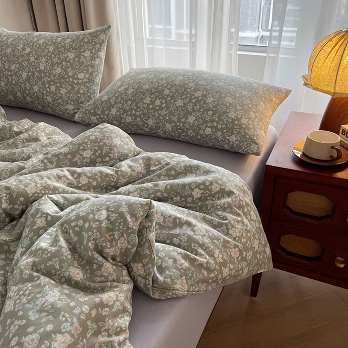 91家纺网 家纺一手货源 找家纺 一比一家纺 2025新款全棉母婴级抗菌有氧全棉双层纱亲肤全棉小清新印花三件套四件套 时光里