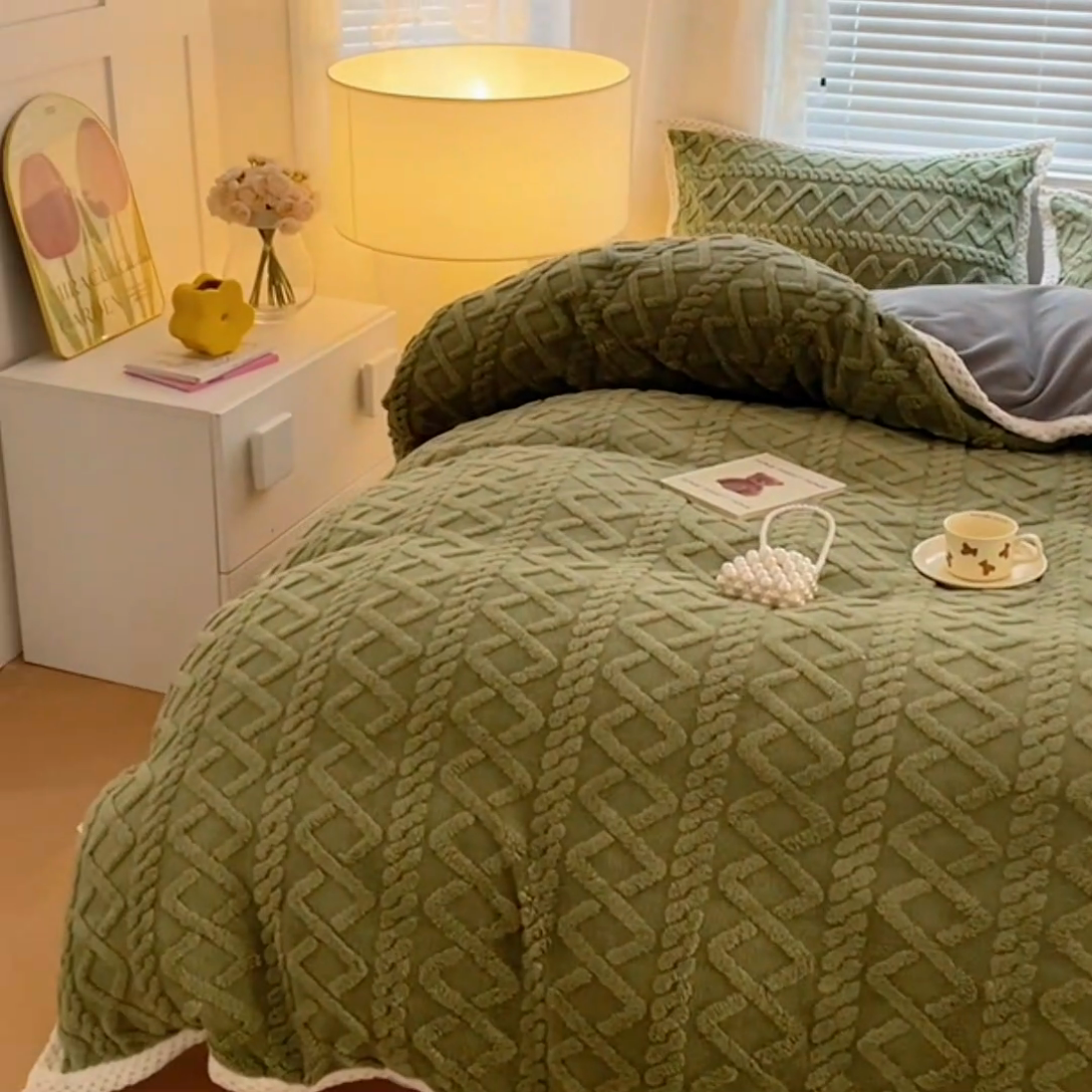 91家纺网 家纺一手货源 找家纺 梦舒羽 2025新款220克塔芙绒被套两用牛奶绒毛毯 茶绿色