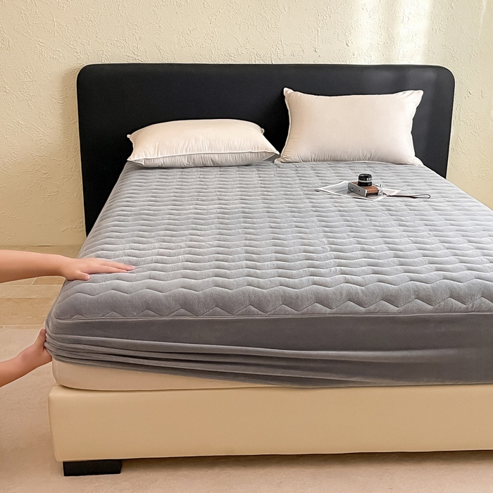 91家纺网 家纺一手货源 找家纺 良品汇馆 2024【加厚夹棉牛奶绒床笠】日式无印牛奶绒夹棉床笠良品秋冬保暖床罩纯色加厚床垫透气防滑 灰色