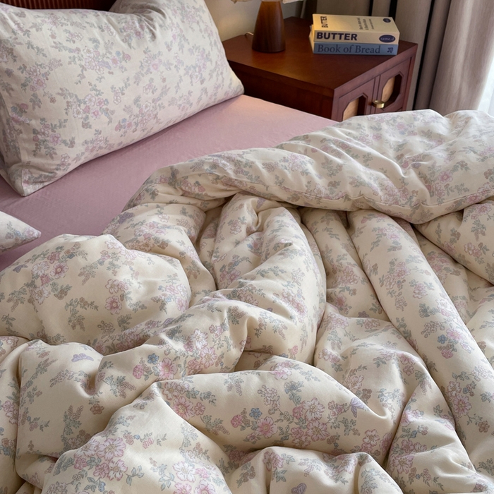 91家纺网 家纺一手货源 找家纺 一比一家纺 2025新款全棉母婴级抗菌有氧全棉双层纱亲肤全棉小清新印花三件套四件套 罗拉小姐