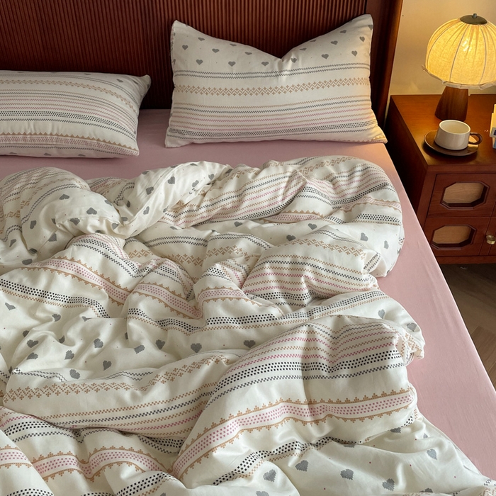 91家纺网 家纺一手货源 找家纺 一比一家纺 2025新款全棉母婴级抗菌有氧全棉双层纱亲肤全棉小清新印花三件套四件套 再别康桥