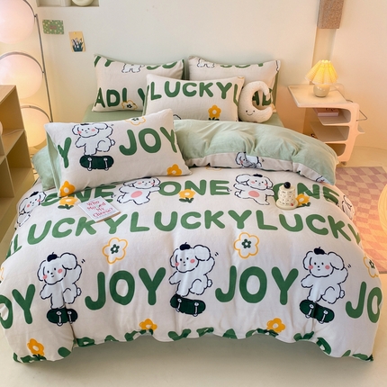 91家纺网 家纺一手货源 找家纺 寐眠 2024新款高克重印花牛奶绒四件套风格二 滑板狗