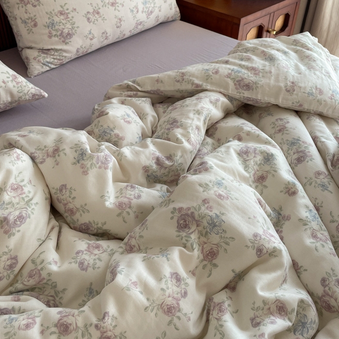 91家纺网 家纺一手货源 找家纺 一比一家纺 2025新款全棉母婴级抗菌有氧全棉双层纱亲肤全棉小清新印花三件套四件套 婆娑