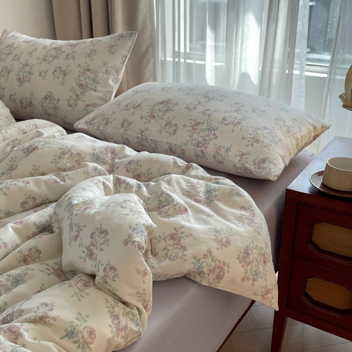 91家纺网 家纺一手货源 找家纺 一比一家纺 2025新款全棉母婴级抗菌有氧全棉双层纱亲肤全棉小清新印花三件套四件套 婆娑