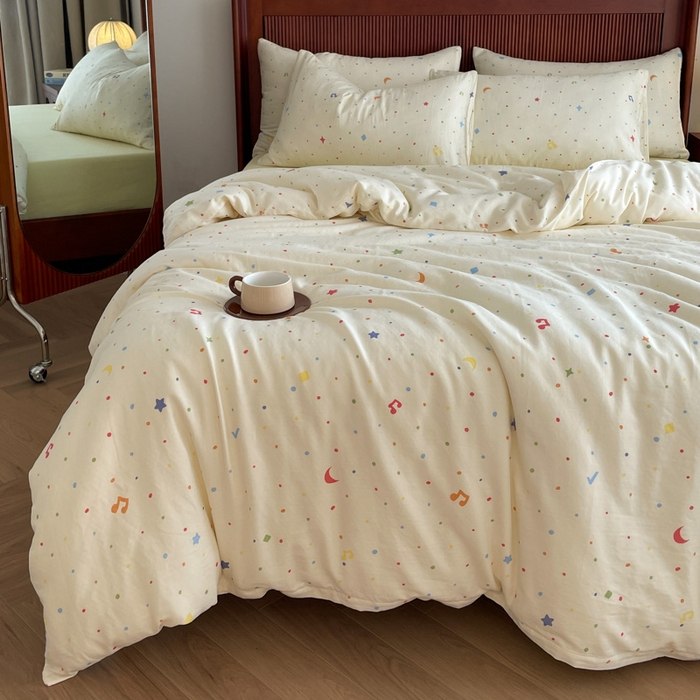 91家纺网 家纺一手货源 找家纺 一比一家纺 2025新款全棉母婴级抗菌有氧全棉双层纱亲肤全棉小清新印花三件套四件套 奶油派